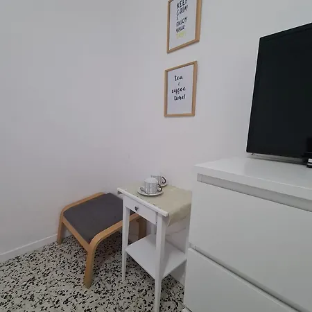 Eeb Private Privada En Piso Compartido בית אירוח