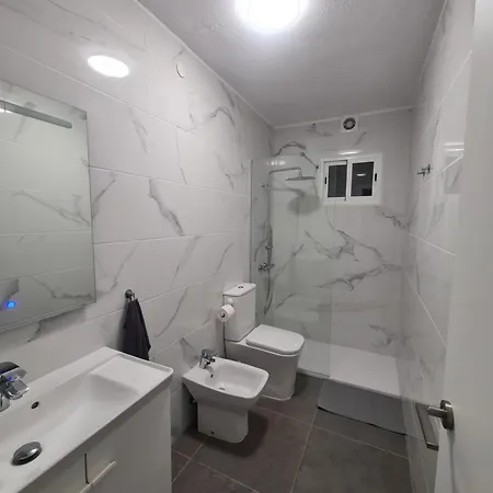 Eeb Private Privada En Piso Compartido Ubytování v soukromí La Laguna (Tenerife)